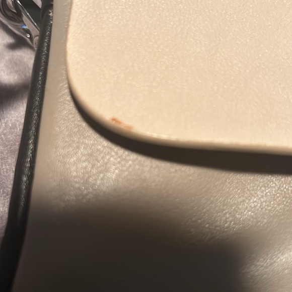 Marc By Marc Media/ipad cross body bag - Picture 7 of 7